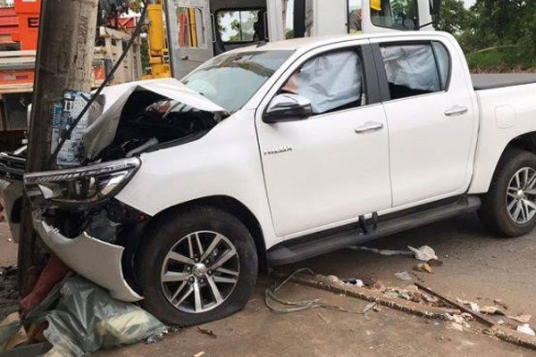 Carros em mau estado